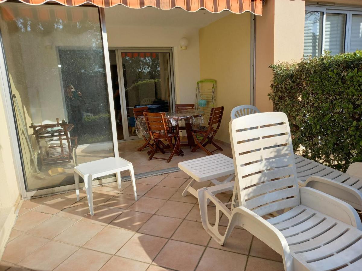 Les Hauts Du Golf Rez De Jardin Piscine Tennis Saint-Raphaël Extérieur photo